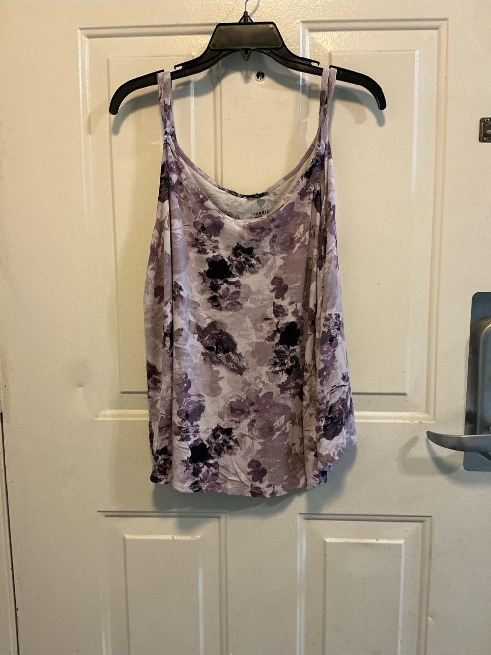 torrid Lavender Floral Sleeveless Scoop Neck Tank